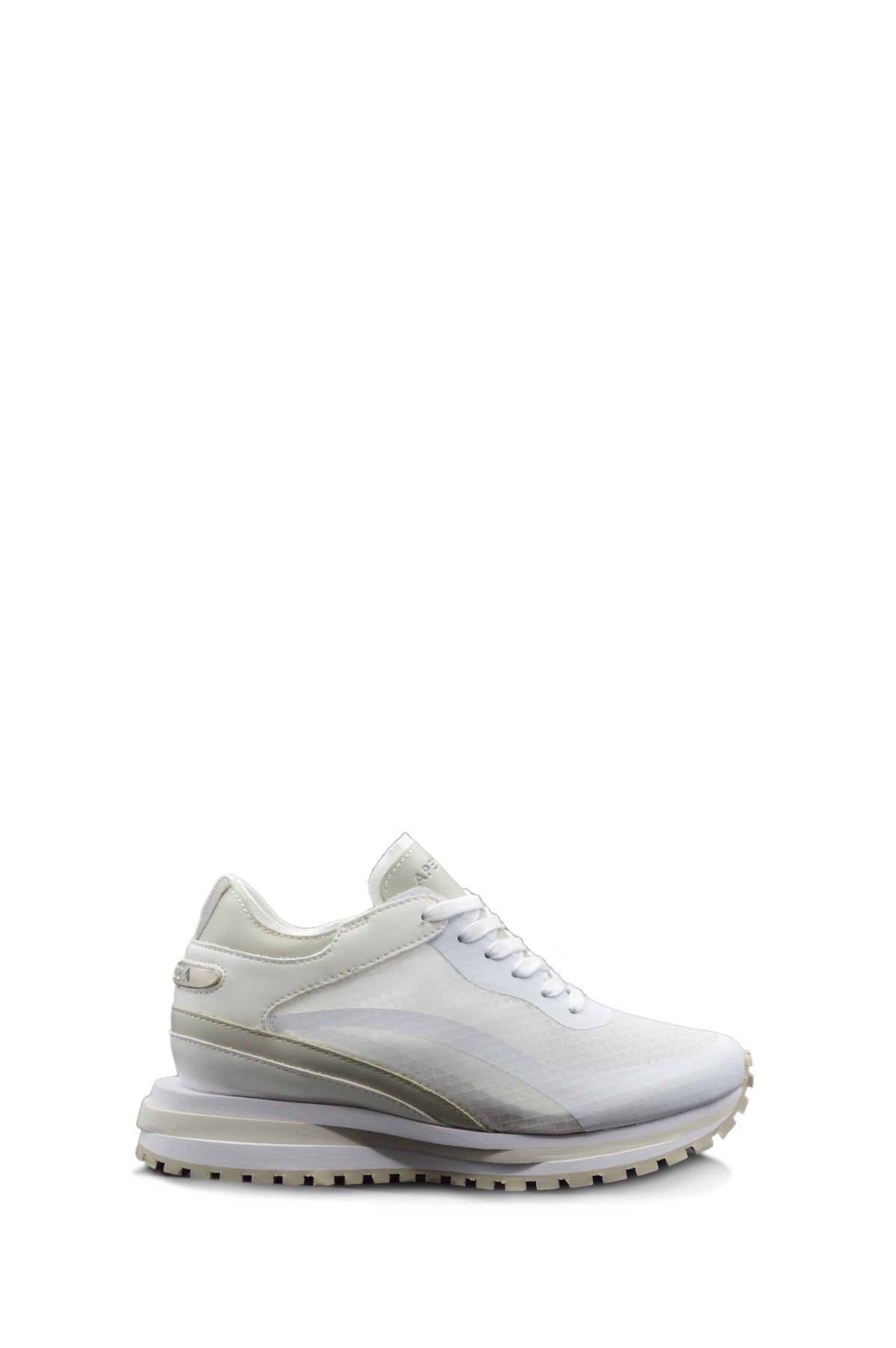 LACED RUNNING